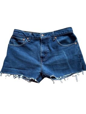 Levi’s 517 Cutoff Jean Shorts Raw Hem Frayed Medium Wash Denim W32 Tag